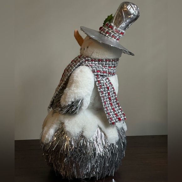 White and Silver Snowman - Picture 7 of 16